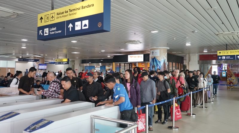 Antrean penumpang di KA Bandara Yogyakarta. (Istimewa)